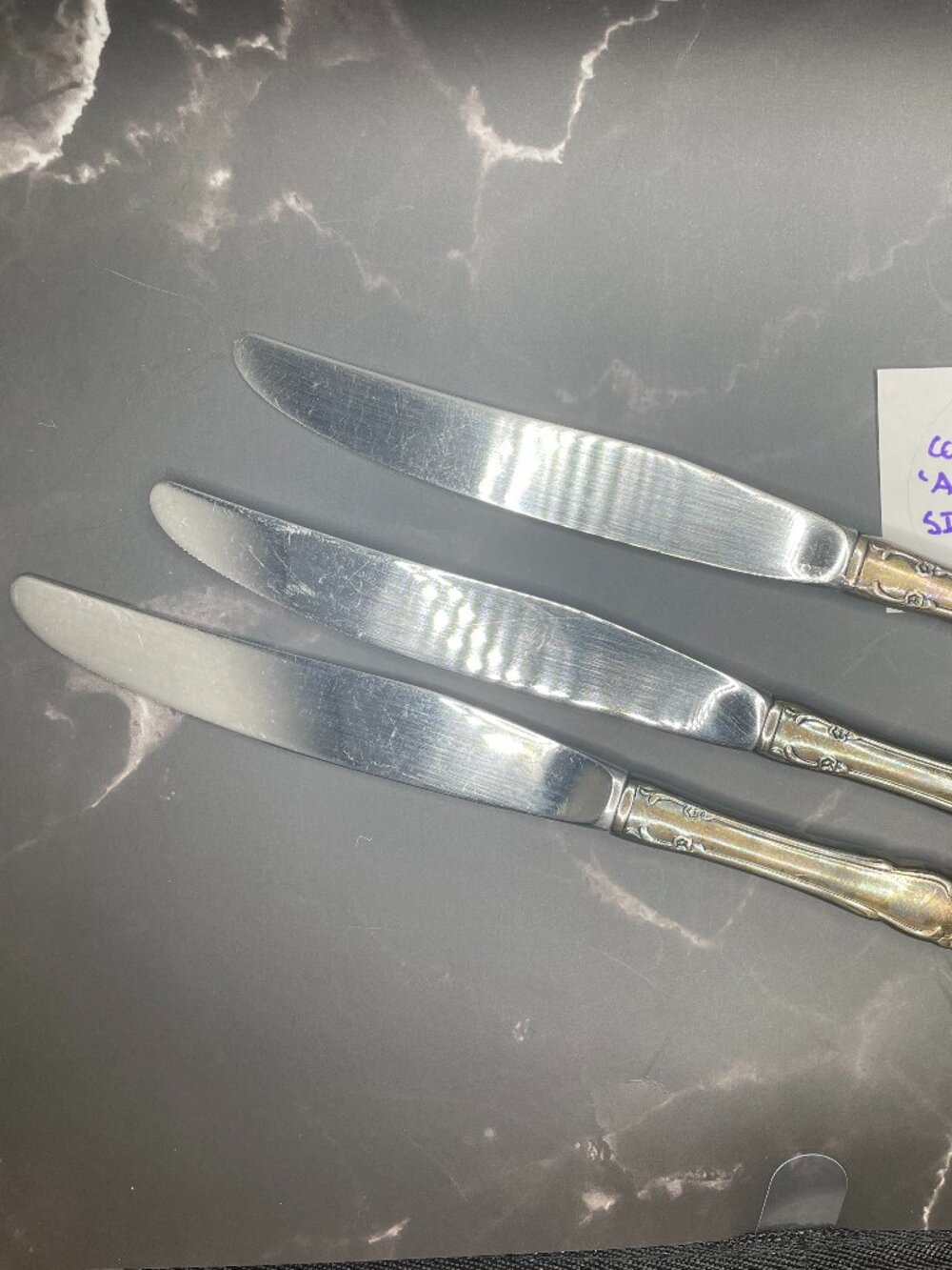 Set of 3 Oneida Community AFFECTION Dinner Knives Silverplate Hollow Handle 9"